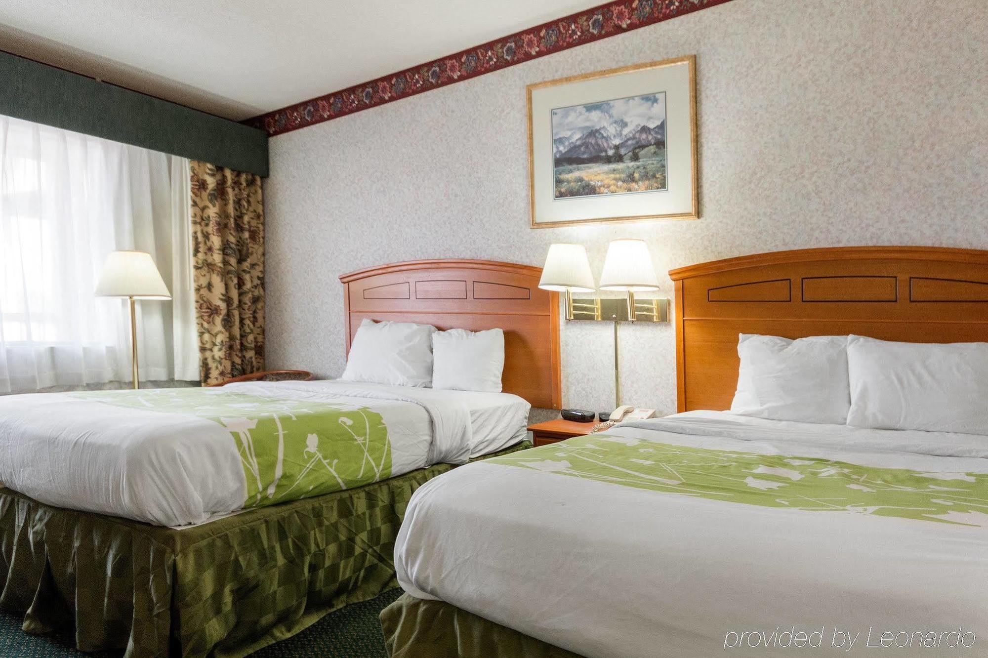 לובוק Lone Star Inn מראה חיצוני תמונה