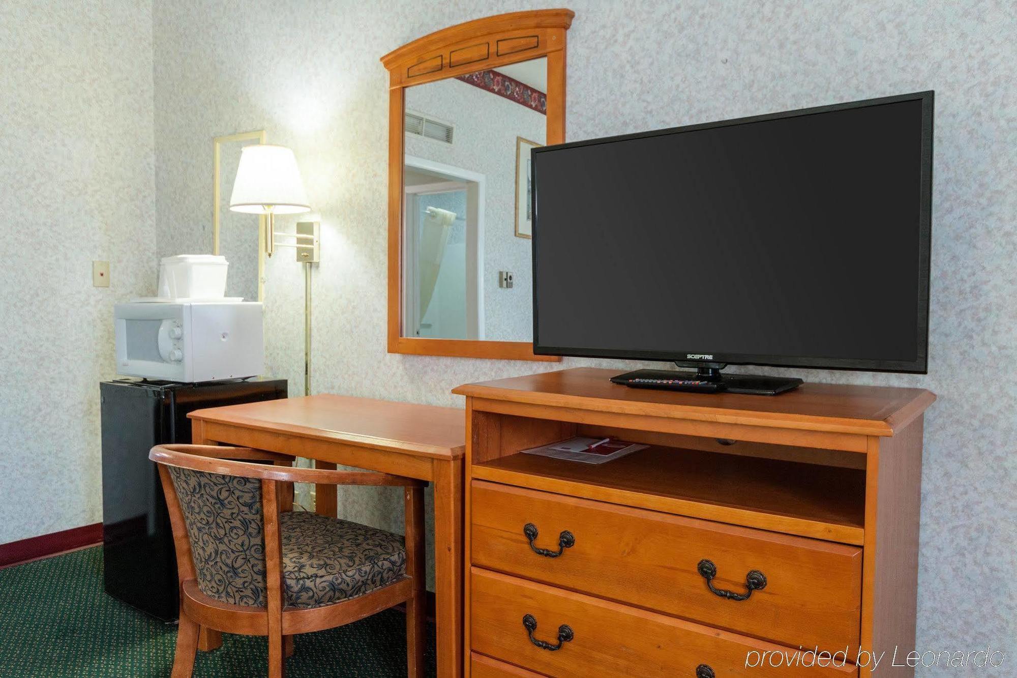 לובוק Lone Star Inn מראה חיצוני תמונה